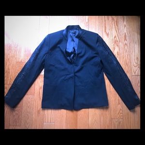 Tahari Blazer